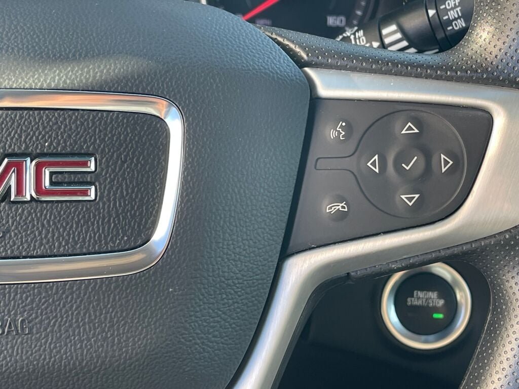 Certified Used 2023 Marine Metallic GMC SLE image 17