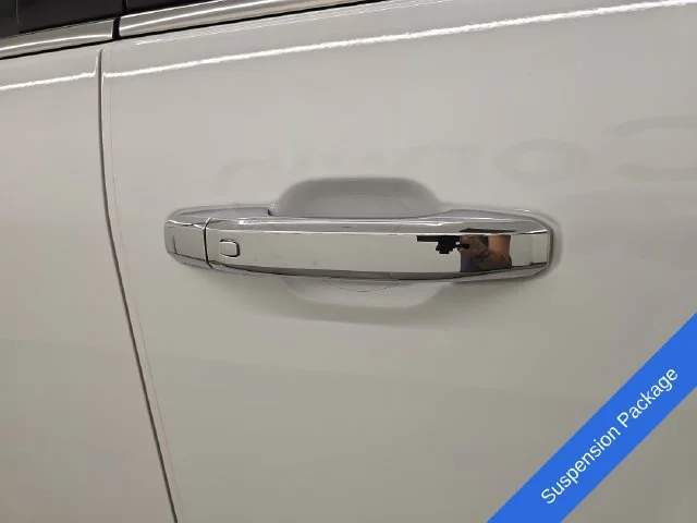 Used 2024 Summit White Chevrolet High Country image 8