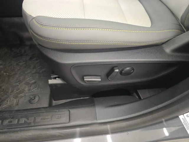New 2026 Carbonized Gray Metallic Ford Badlands® image 38