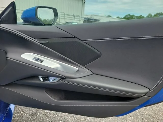 2021 Chevrolet Corvette 1LT - Photo 15