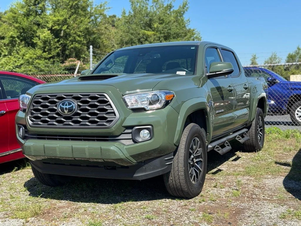 Used 2022 Green Toyota TRD Sport image 4
