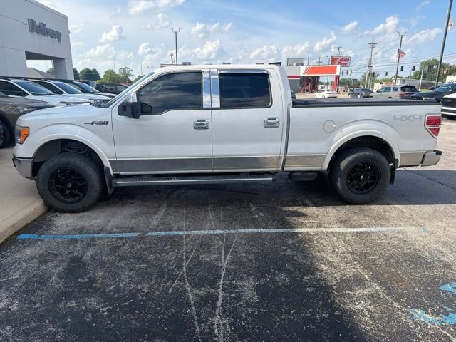 Used 2010 White Ford Lariat image 4