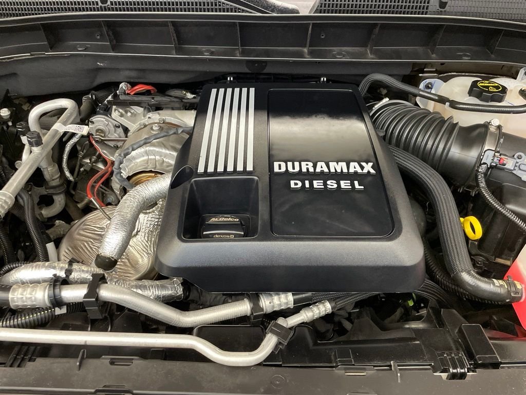 Used 2024 Red GMC AT4 image 30