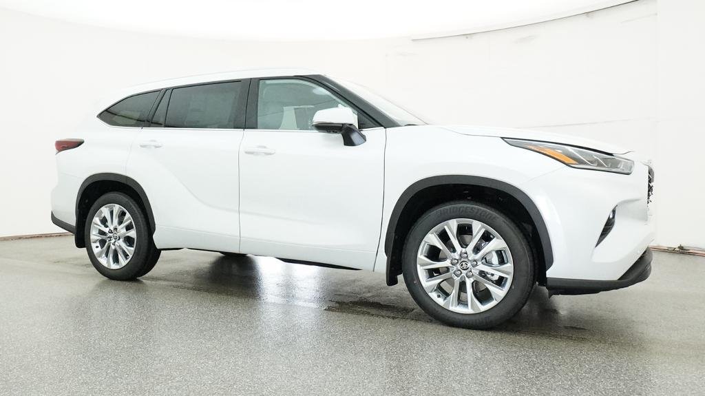 New 2026 Wind Chill Pearl Toyota Limited image 11