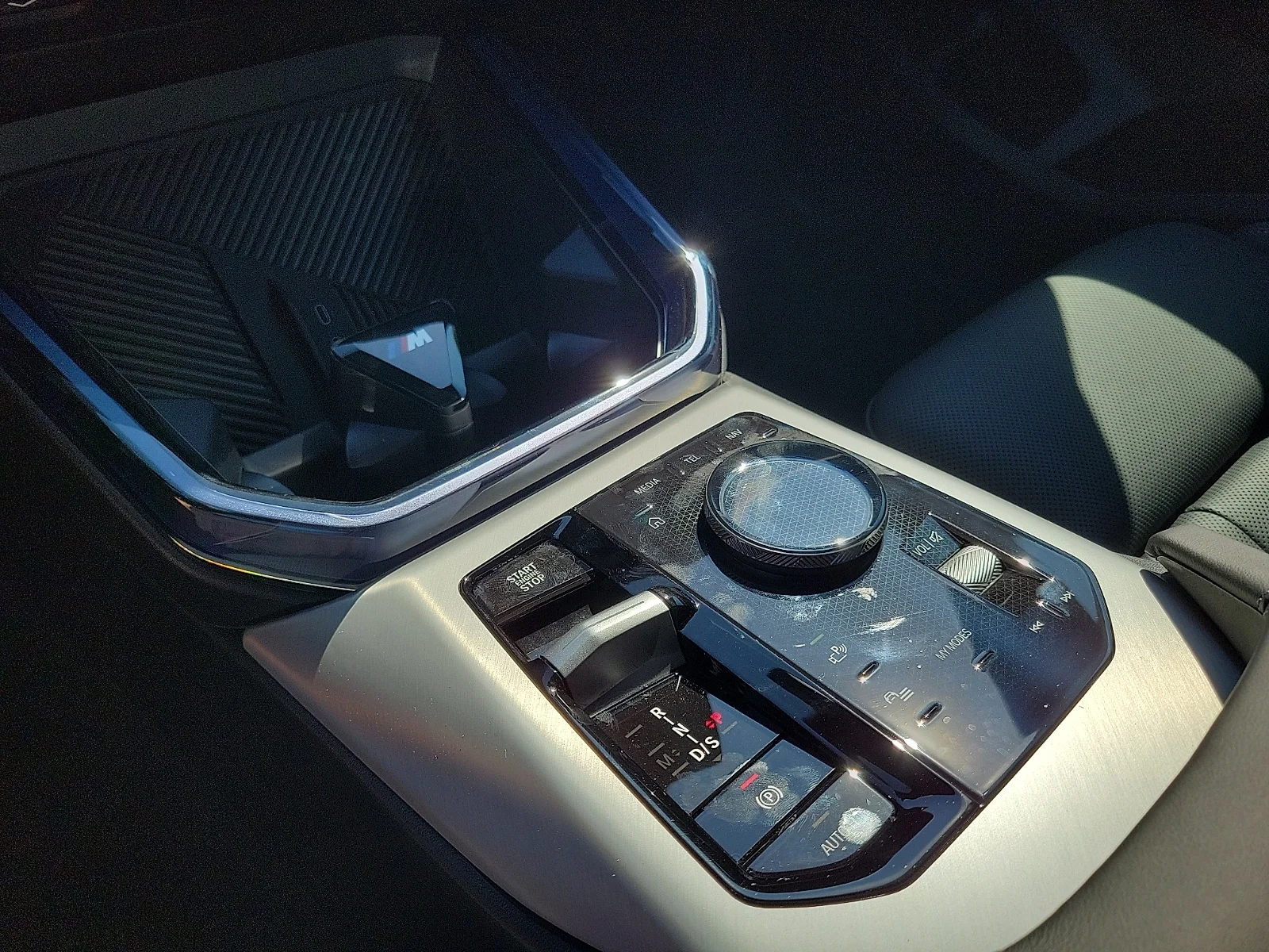New 2026 Alpine White BMW 30 xDrive All-Wheel Drive Sports Activity Vehicle image 18