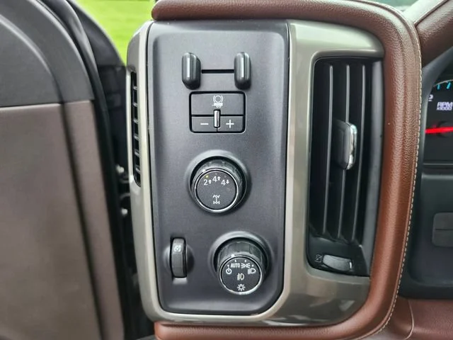 Used 2019 BLACK Chevrolet High Country image 36