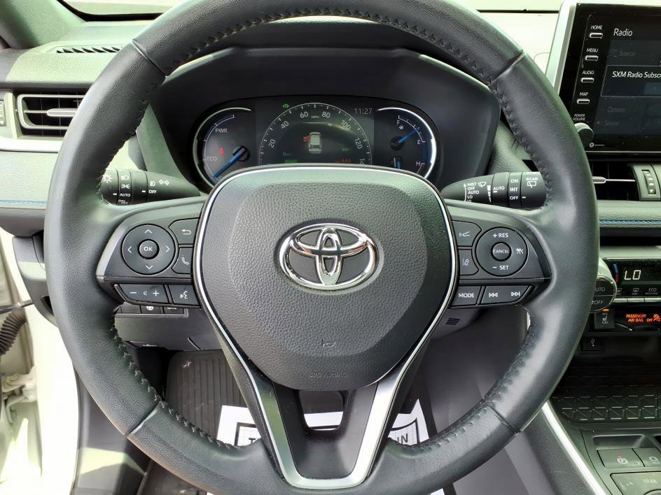 Used 2021 Blizzard Pearl/Midnight Black Metallic Toyota Hybrid XSE image 24