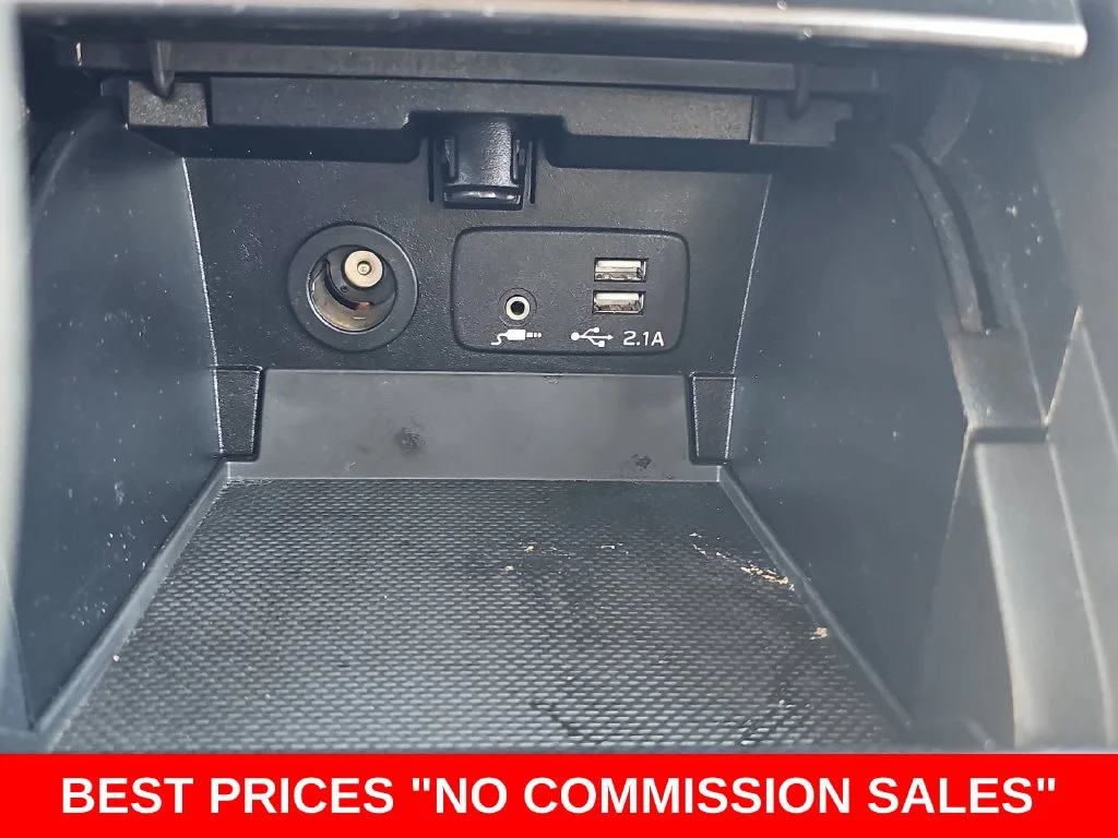 Used 2019 White Subaru 3.6R image 25