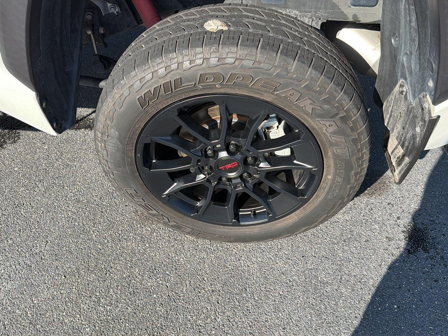 Used 2024 Wind Chill Pearl Toyota Limited image 39