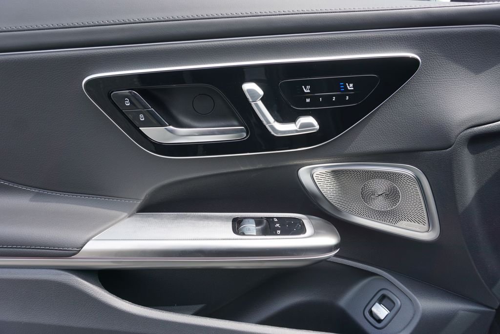 New 2027 Graphite Grey Metallic Mercedes-Benz CLE 450 image 10