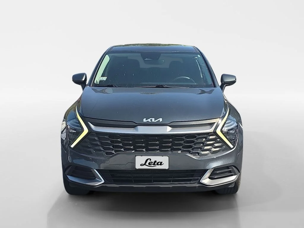 Used 2024 Gravity Gray Kia LX image 3