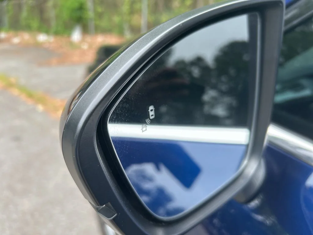 Used 2023 Blue Nissan SV image 11