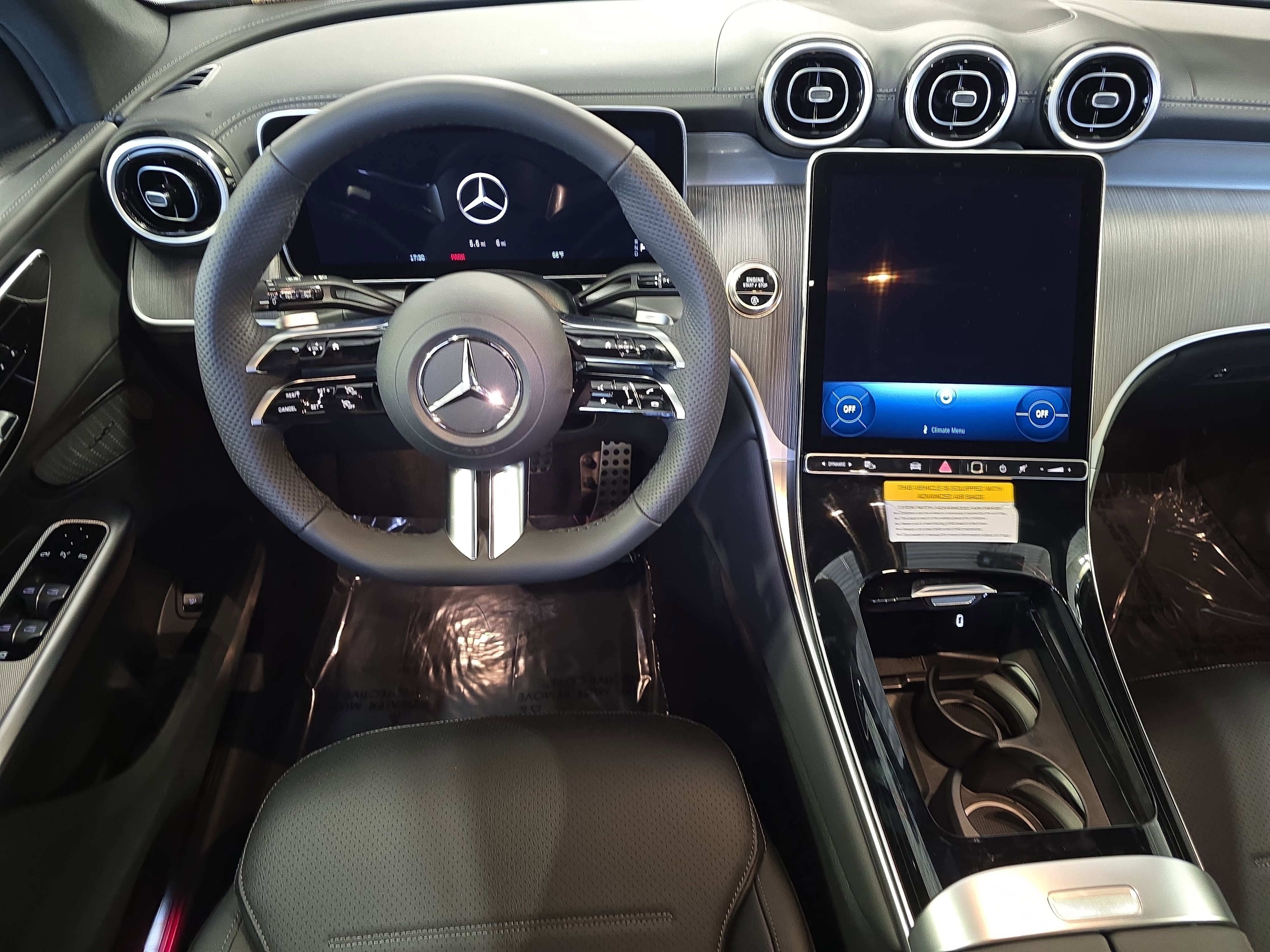 New 2026 Graphite Grey Metallic Mercedes-Benz GLC300 image 17