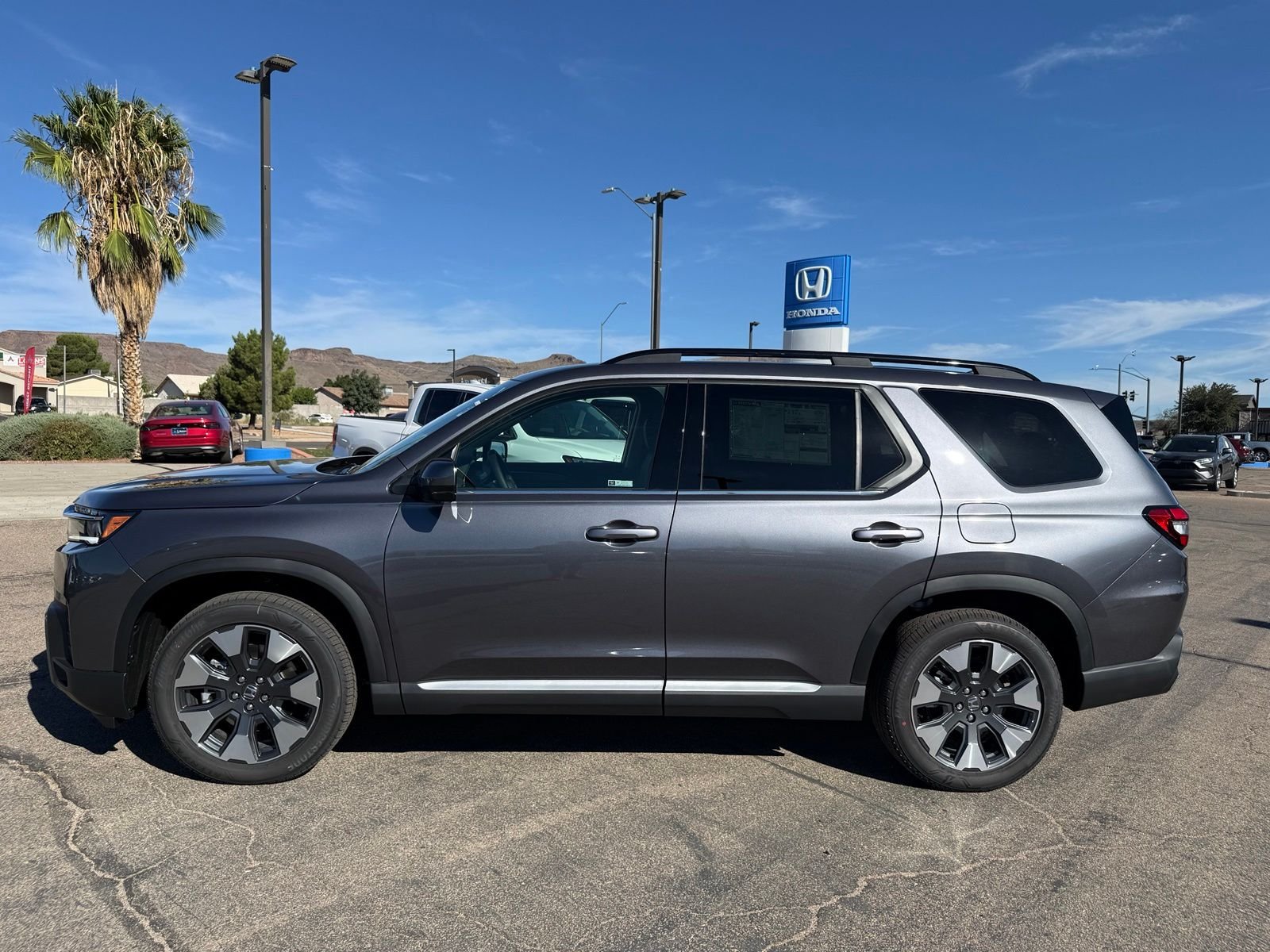 New 2026 Modern Steel Metallic Honda Touring image 10