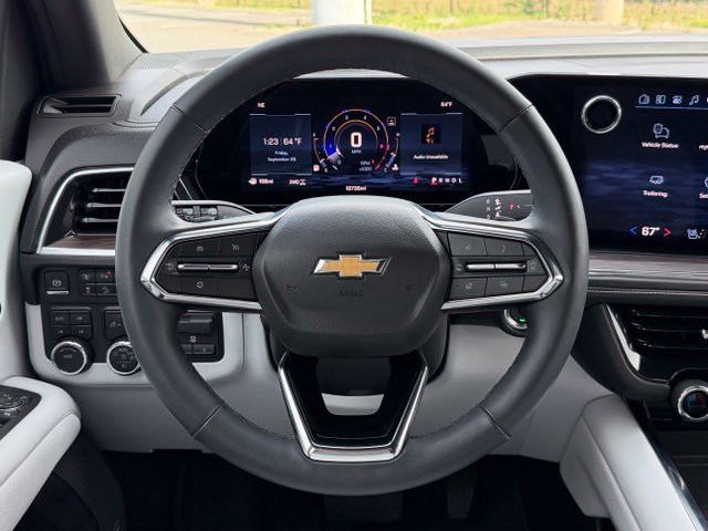 Used 2025 Beige Chevrolet Premier image 13
