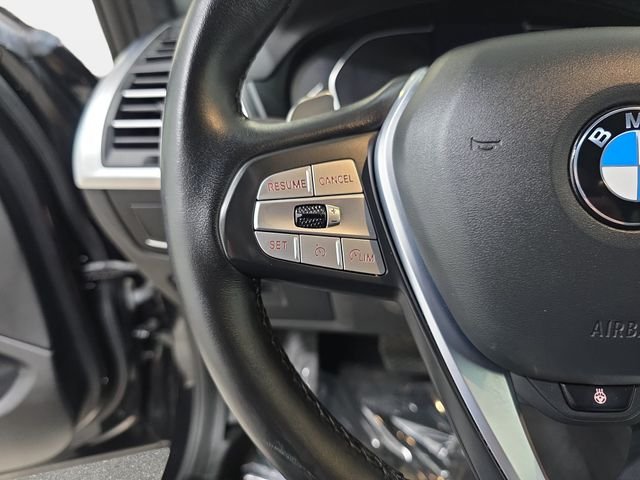 Used 2022 Black Sapphire Metallic BMW xDrive30i image 17