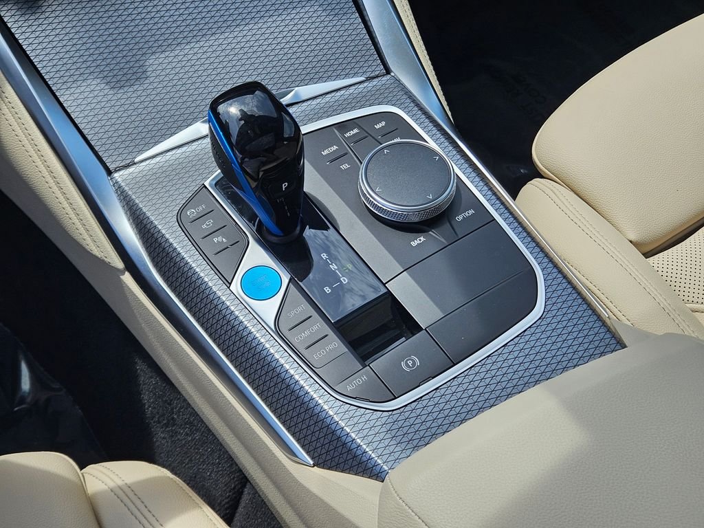 Certified Used 2023 Sunset Orange Metallic BMW M50 image 28