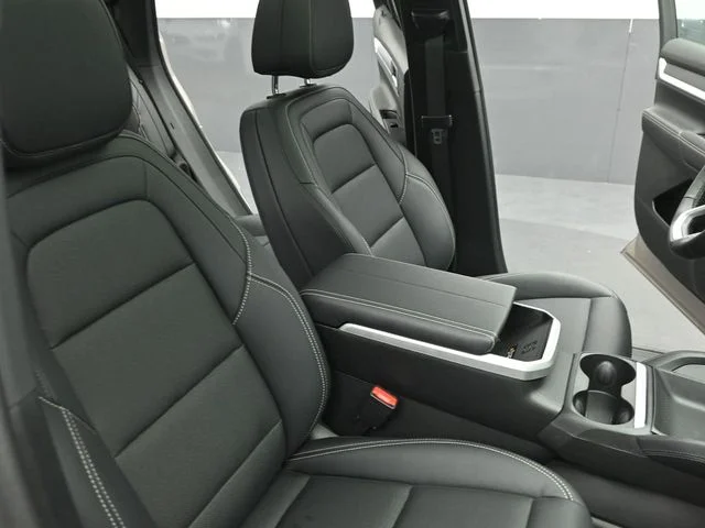 Used 2026 Gray GMC Elevation image 31