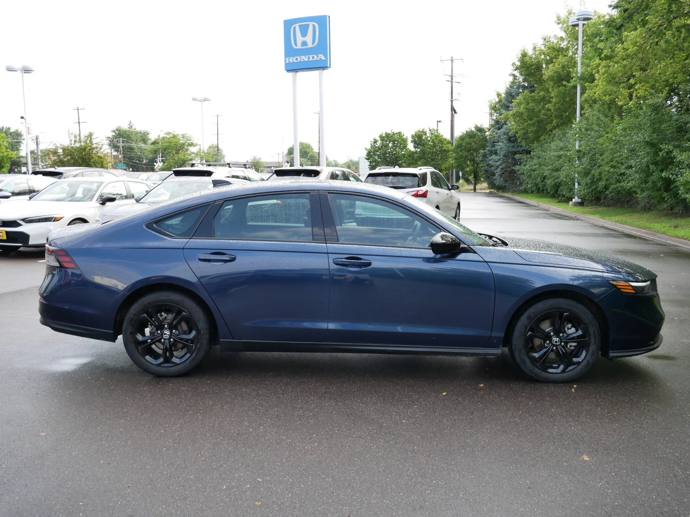 2025 Honda Accord SE - Photo 43