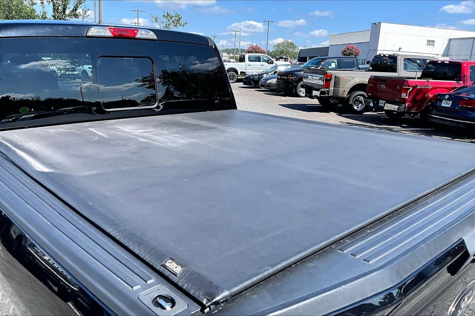 Used 2019 Agate Black Ford XLT image 34