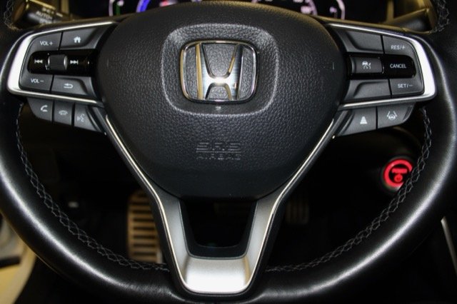 Used 2022 White Honda Sport image 10
