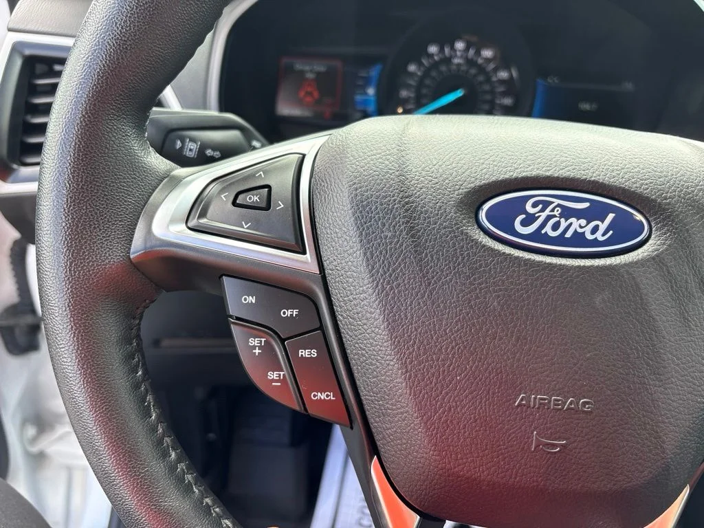 Used 2024 Oxford White Ford SEL image 15