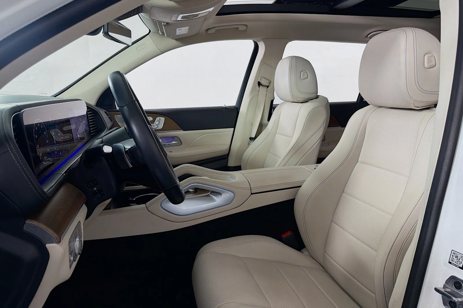 Certified Used 2024 Polar White Mercedes-Benz GLS 450 image 18