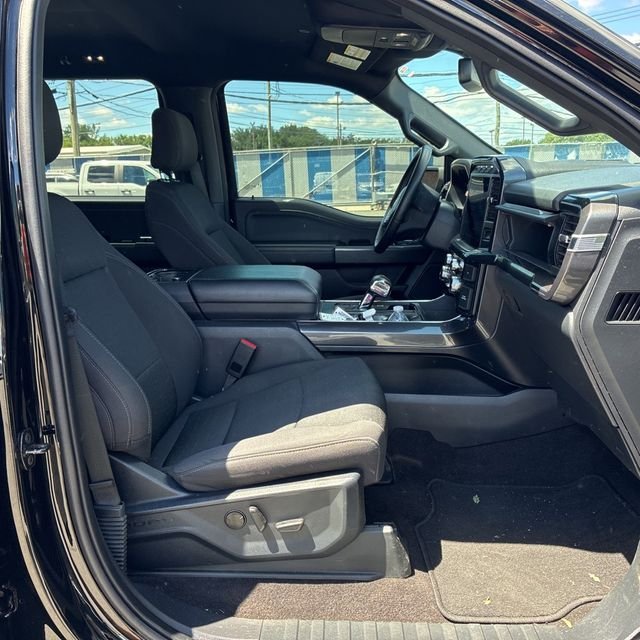 Used 2023 Black Ford XLT image 6
