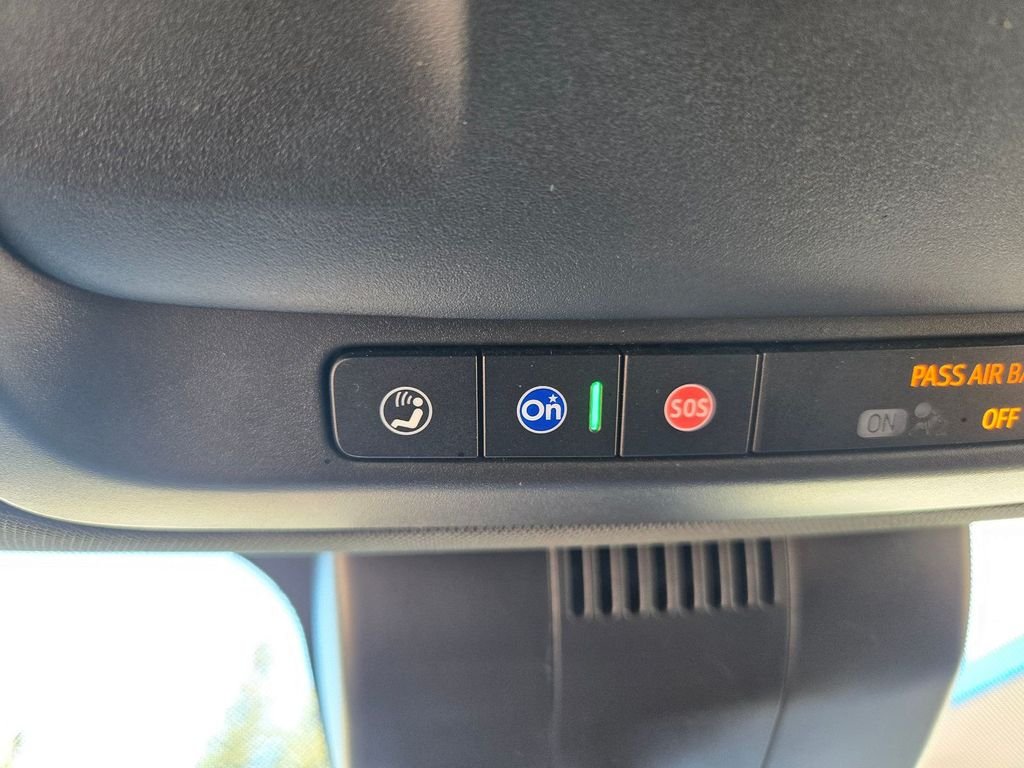 Used 2023 Green Chevrolet LT image 8