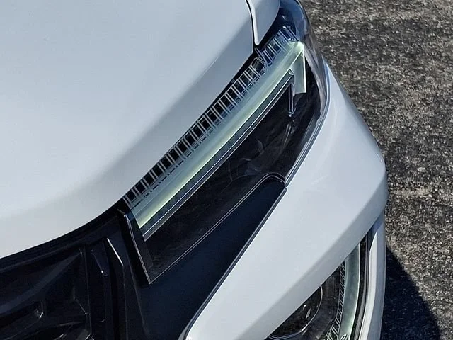 New 2026 Summit White GMC Elevation image 8