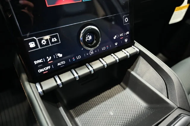 2026 GMC Terrain AT4 - Photo 17