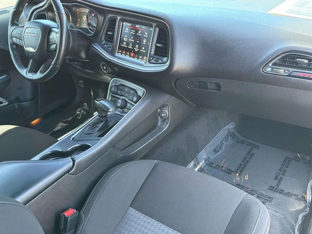 Used 2021 Pitch Black Clearcoat Dodge R/T Scat Pack image 37
