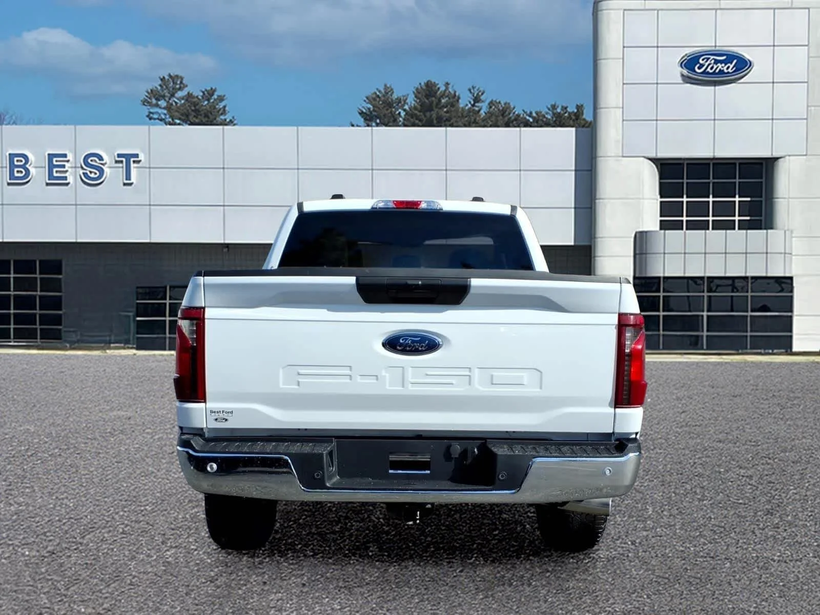 Used 2025 Oxford White Ford XLT image 5