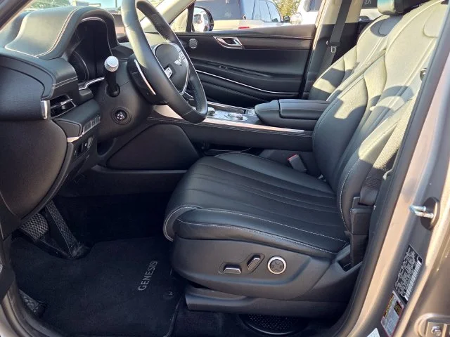 Used 2024 Silver Genesis 2.5T image 5
