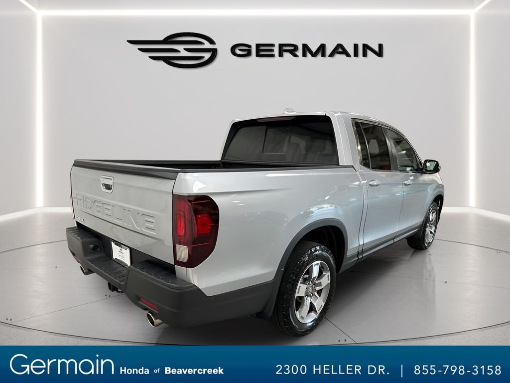 Certified Used 2026 Solar Silver Metallic Honda RTL image 9
