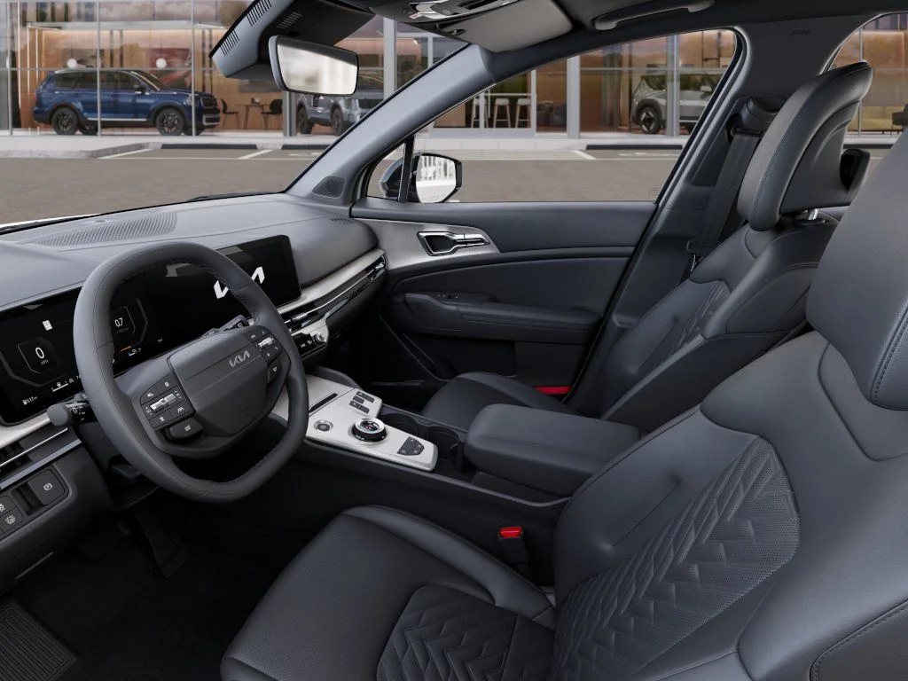 New 2027 Snow White Pearl Kia X-Line image 17