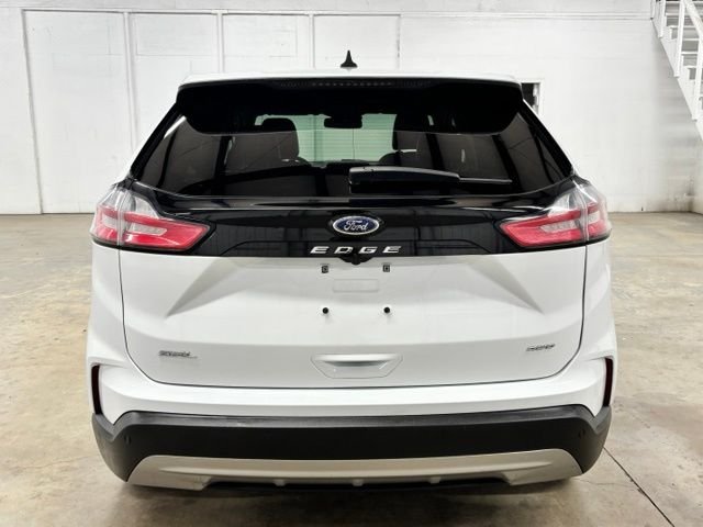 Used 2024 White Ford SEL image 6