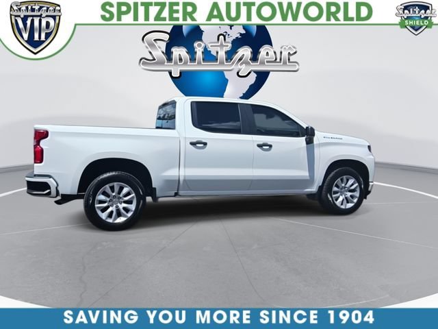 Used 2022 Summit White Chevrolet Custom image 8