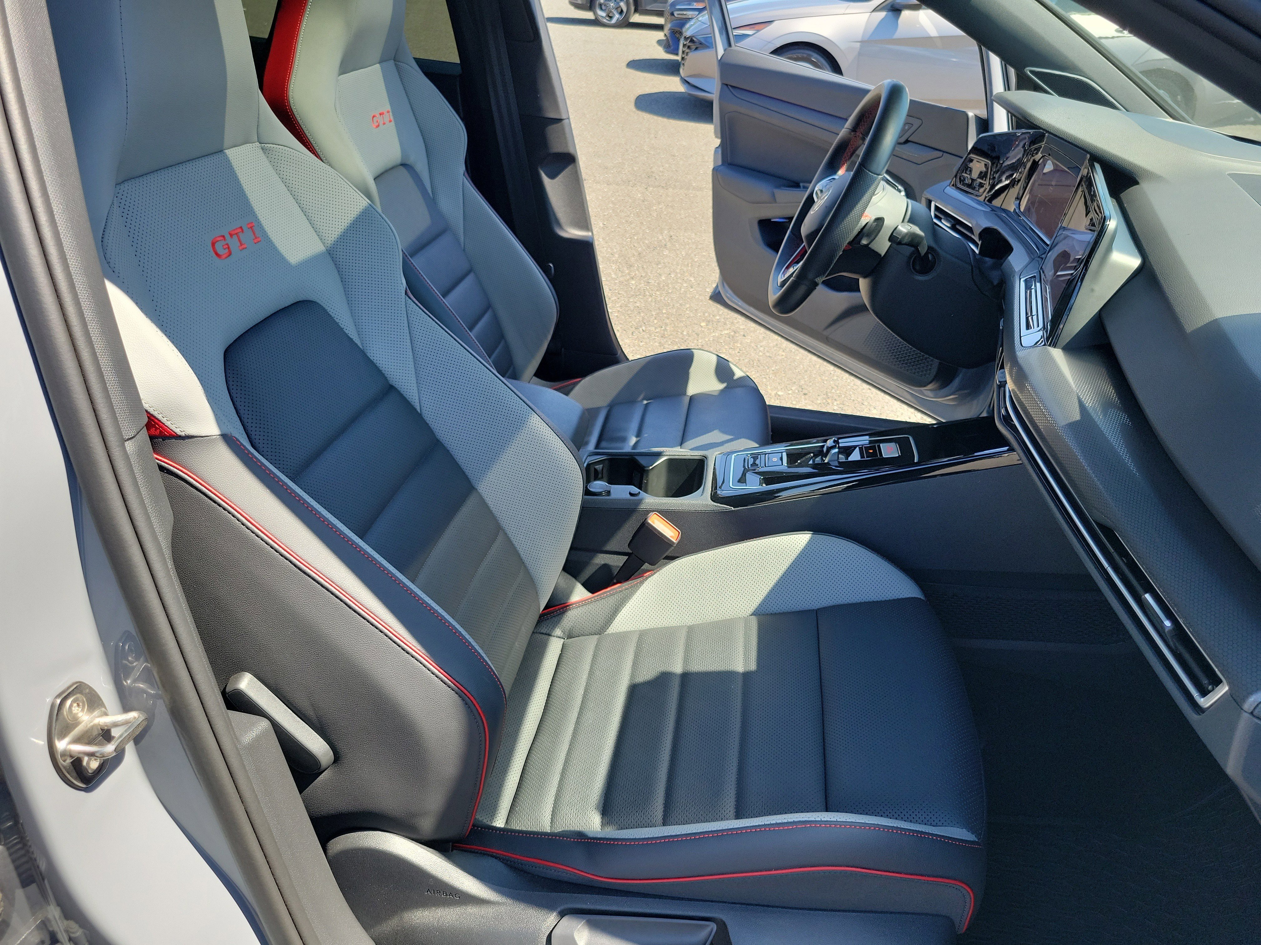 Used 2024 Moonstone Gray Volkswagen Autobahn image 21