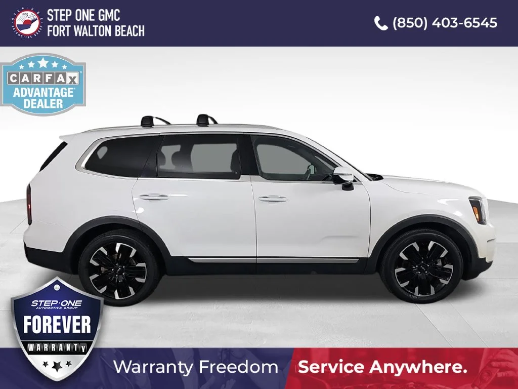 Used 2023 White Kia SX-Prestige image 5