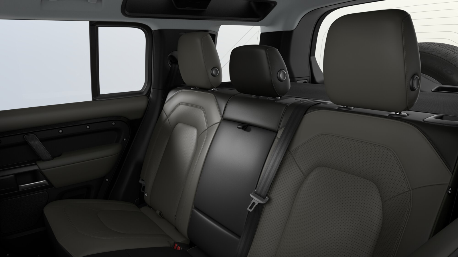 New 2026 Fuji White LAND ROVER S 300PS image 7