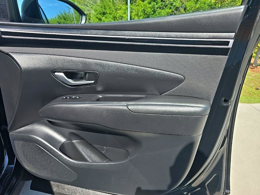 Used 2023 Black Hyundai SEL image 36