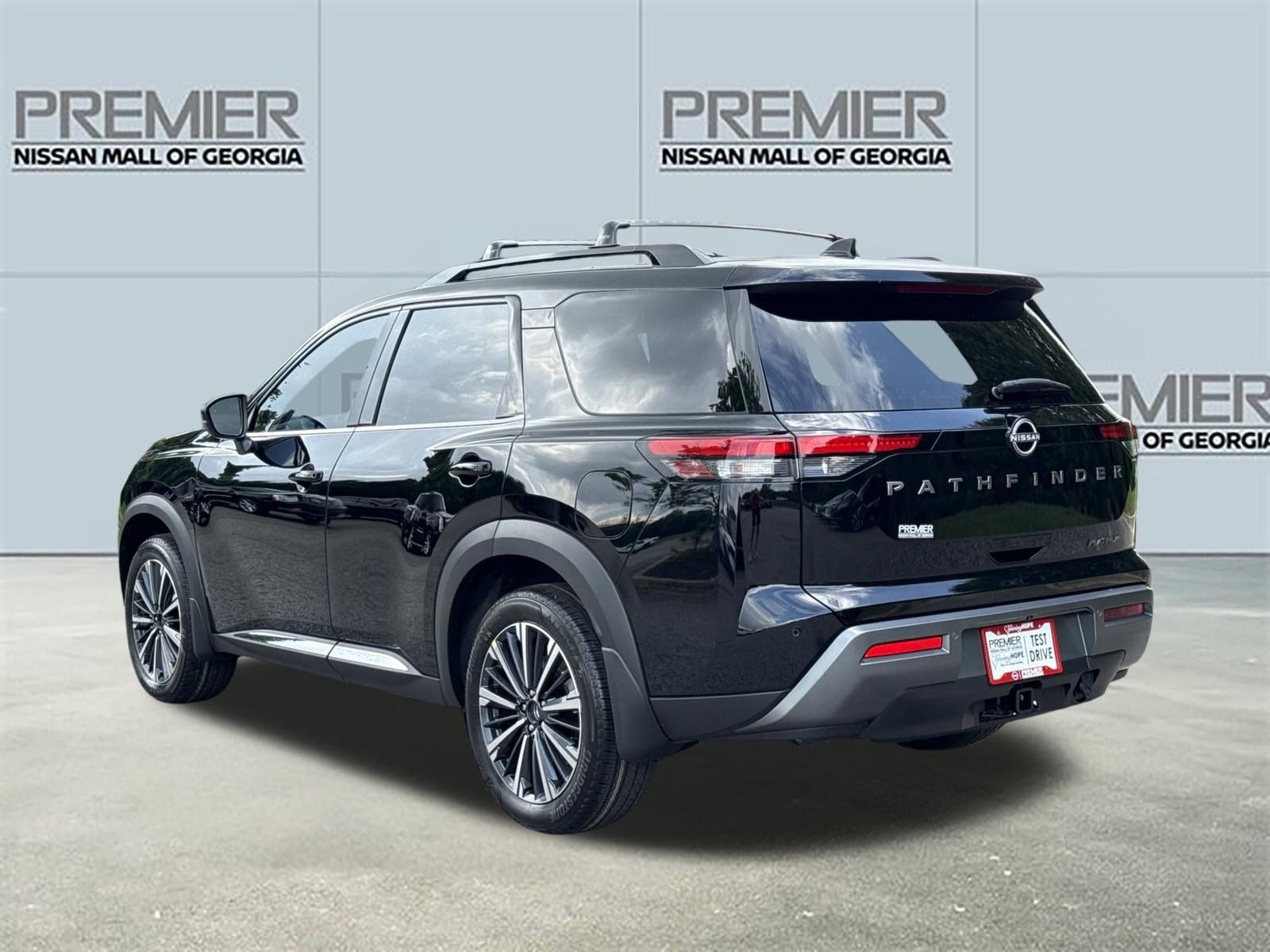 New 2026 Black Nissan Platinum image 22