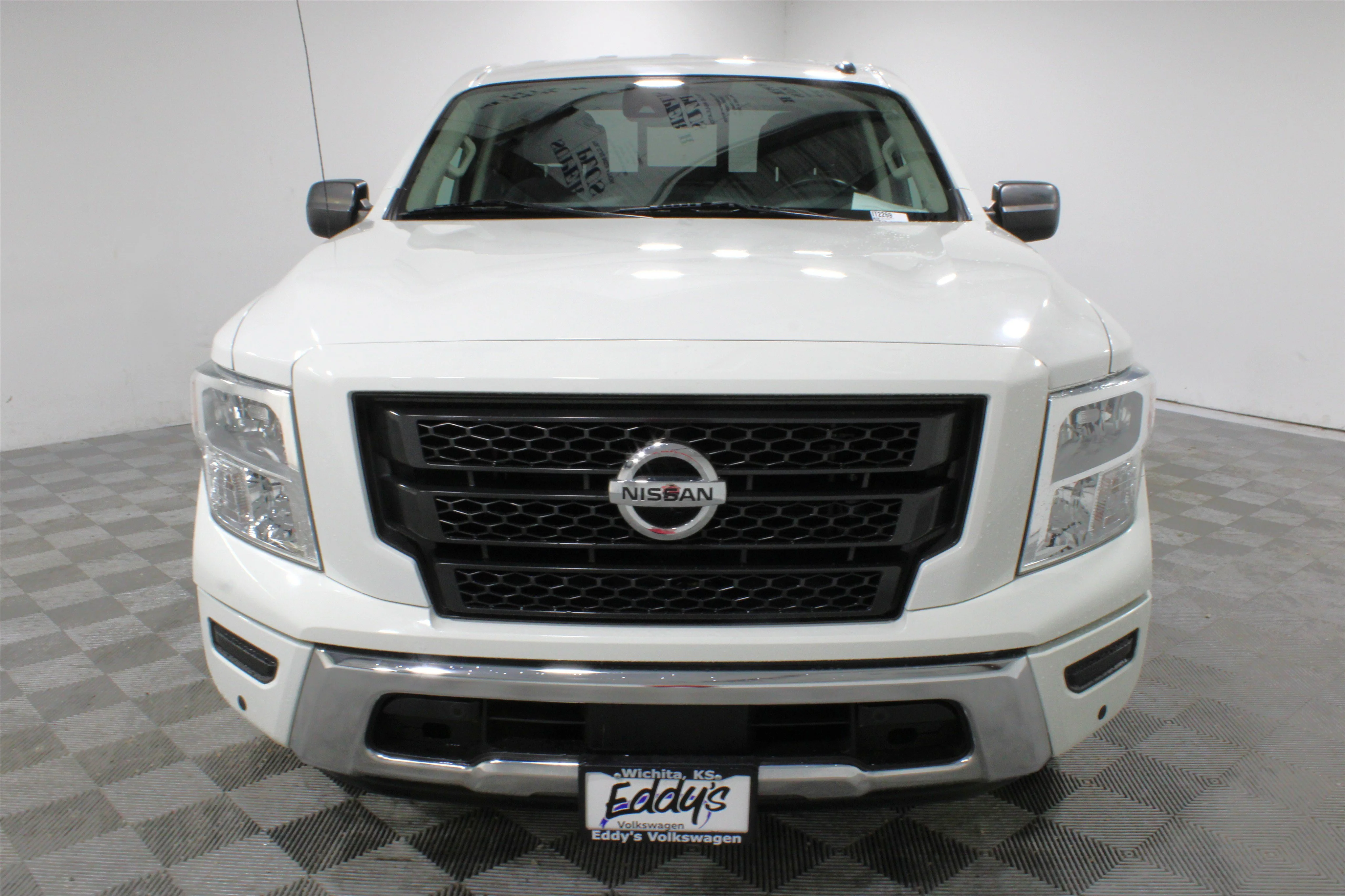 2021 Nissan Titan SV - Photo 31
