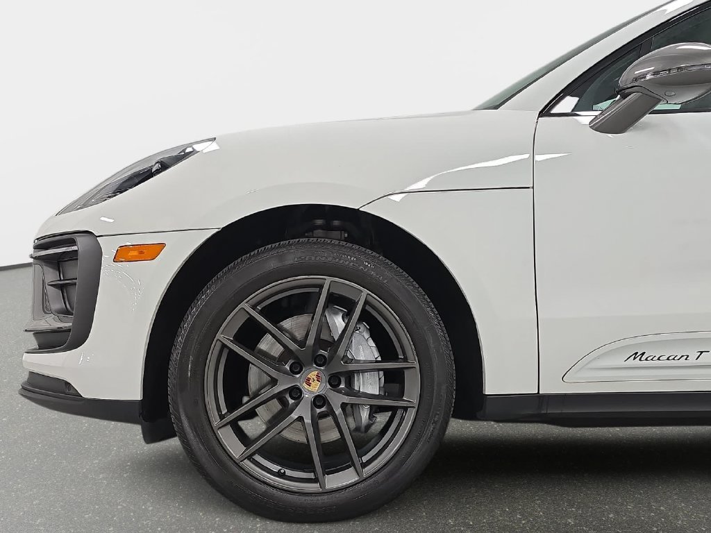 Certified Used 2023  Porsche T image 10