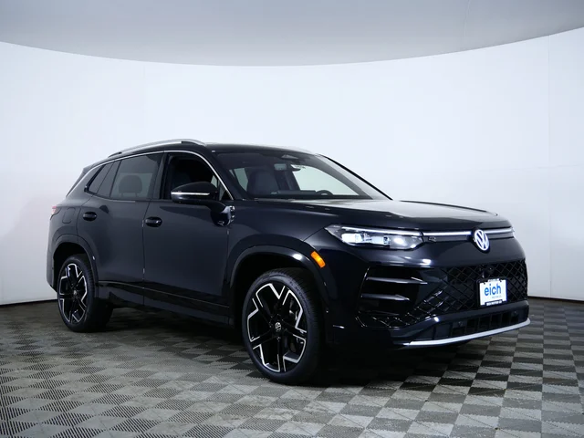 2026 Volkswagen Tiguan SEL R-Line Turbo