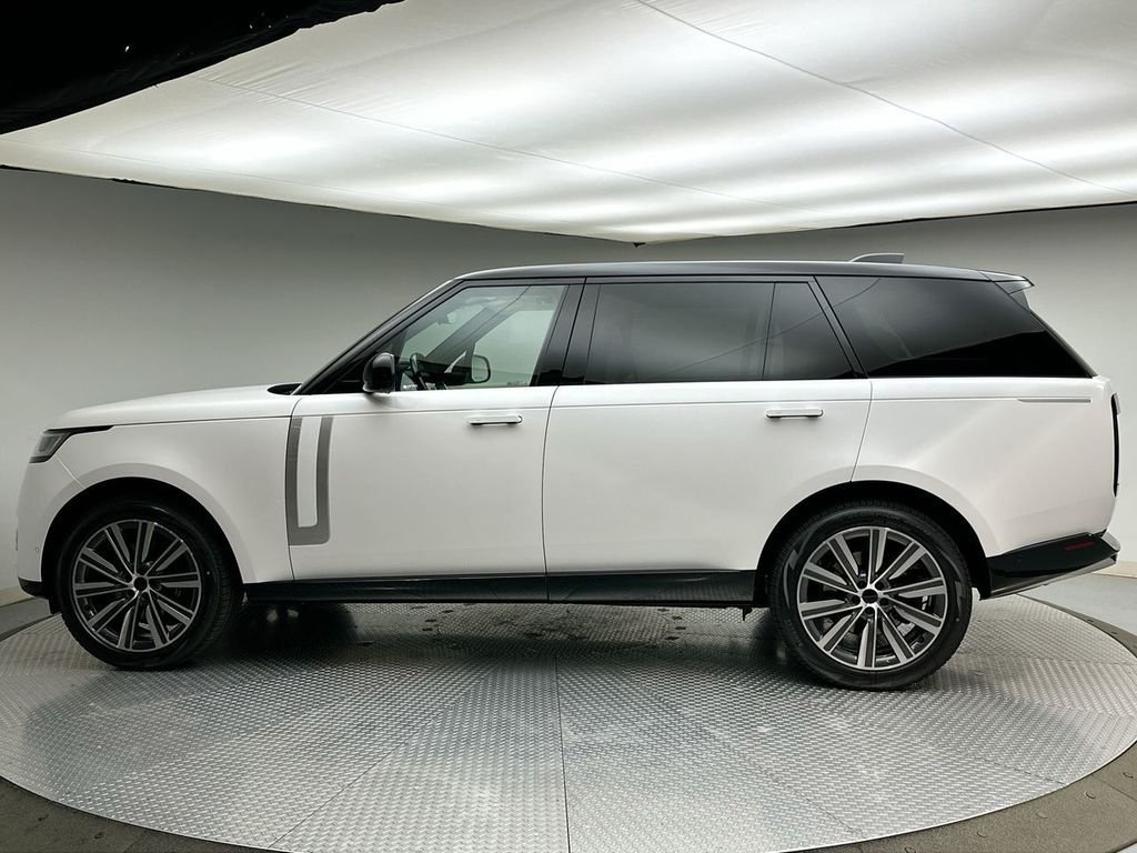 New 2026 Icy White Satin Land Rover Autobiography image 10