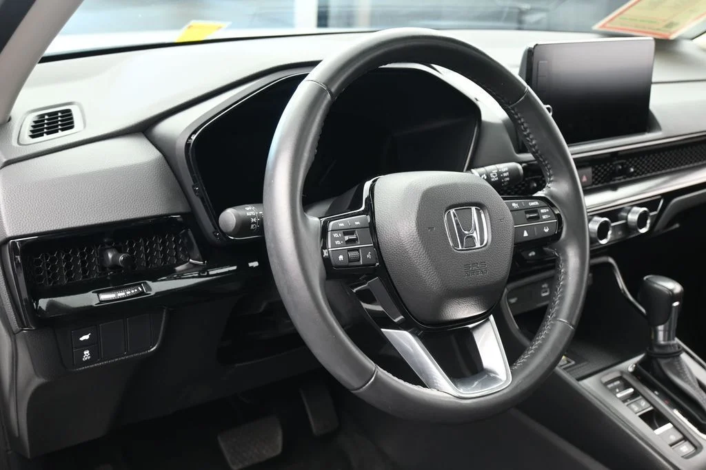 Used 2024 White Honda EX-L image 14