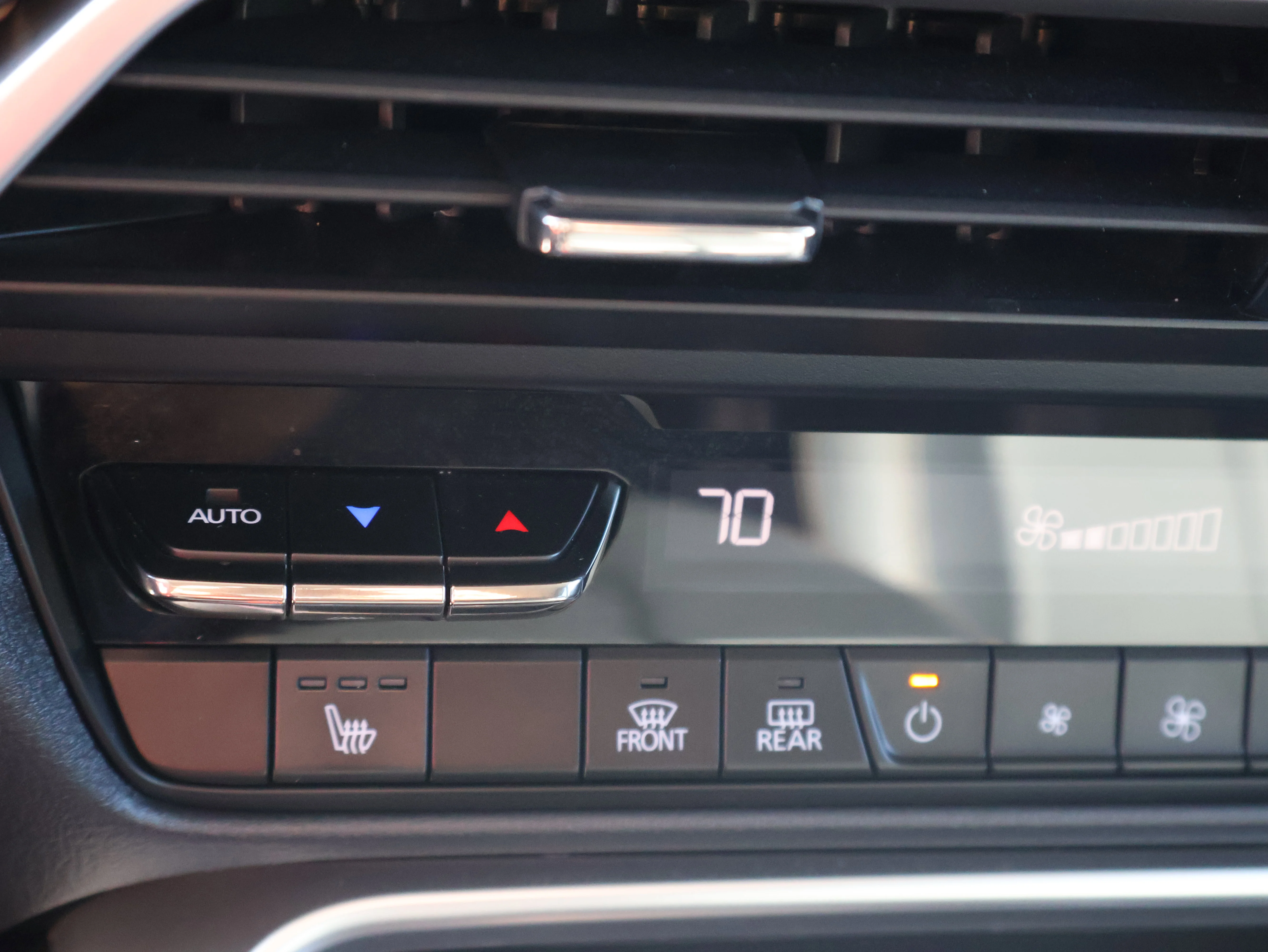 2025 Mazda CX-70 Premium Package - Photo 27