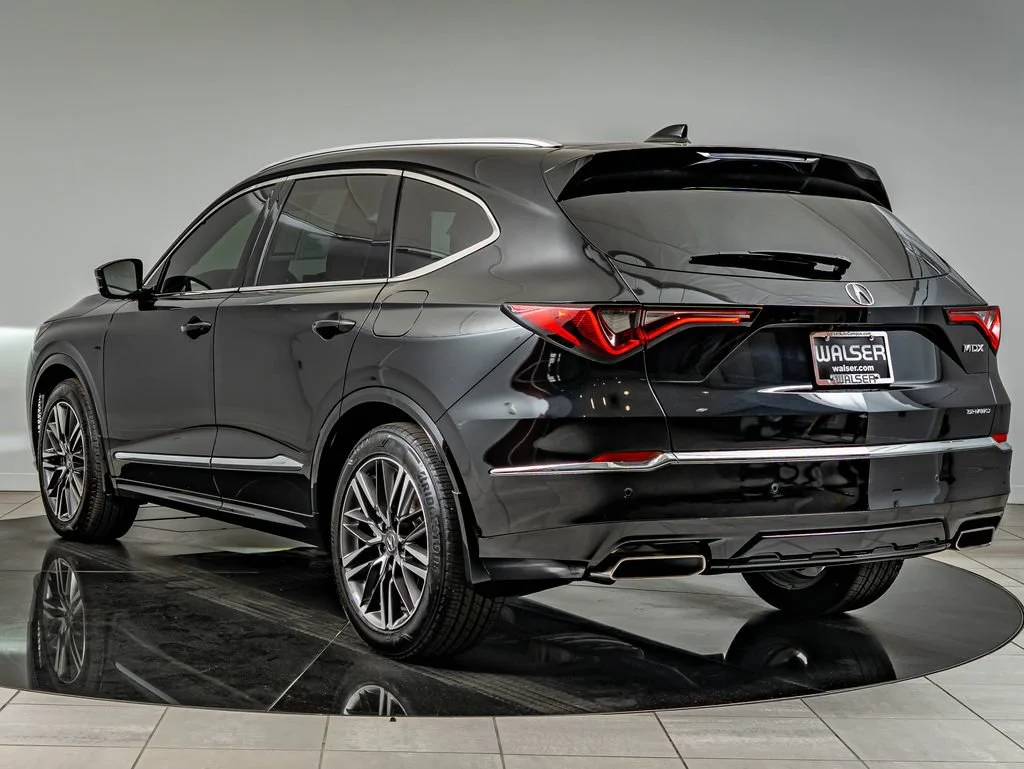 Certified Used 2025 Majestic Black Pearl Acura Advance Package image 7